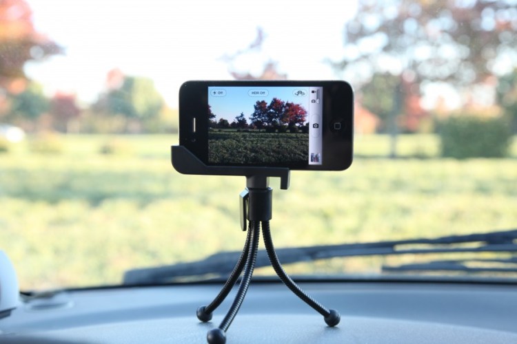 iPhone_tripod_1