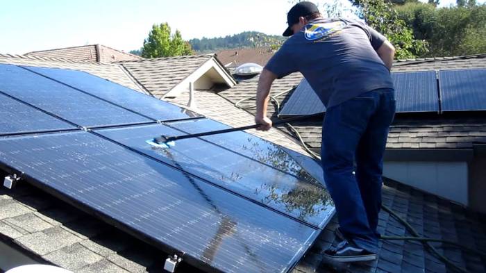 How to Maintain Solar Panels:Hire a professional solar panel cleaner if there are some areas of the panels that you are unable to clean
