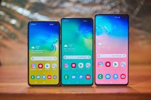 does-the-samsung-s10-s10-plus-s10e-have-a-curved-screen