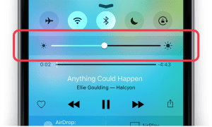 Dim the screen brightness to improve smartphone battery life