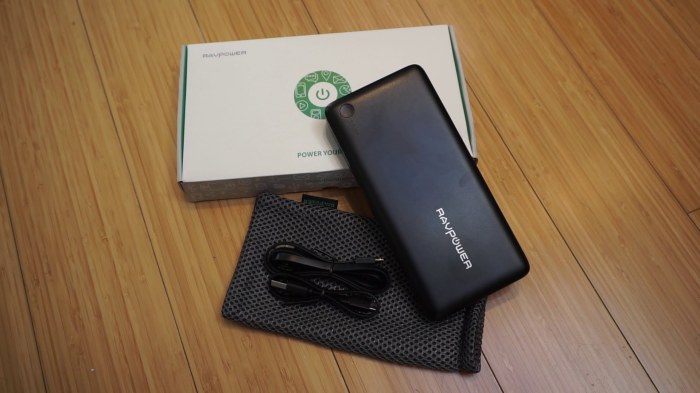 ravpower_20100mah_potable_charger_qc_3.0