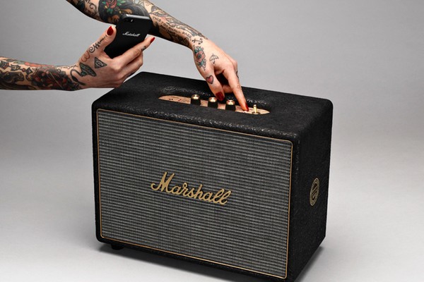 4-coolest-bluetooth-speakers-2017-Marshall-Woburn-the-loudest-Bluetooth-speaker-with-a-retro-look