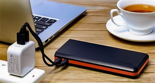 easyacc_pb20000_qc4_20000mAh_power_bank