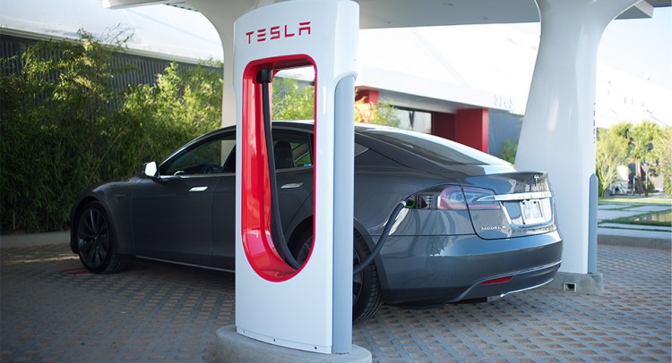 tesla-supercharger