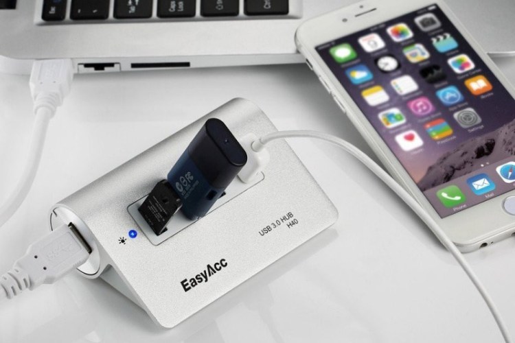 USB 3.0: What Is It and How It Is Superior to USB 2.0: easyacc-aluminum-superspeed-usb-30-4-port-bus-powered-hub-edited