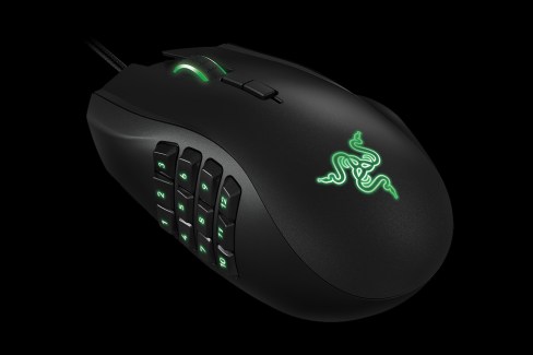 razer-naga-mmo-gaming-mouse-for-small-hands