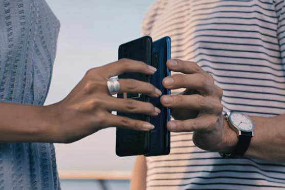 does-samsung-galaxy-s10-s10-plus-s10e-have-wireless-charging-cover