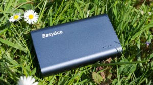 Power Bank 20000mAh Review – Samsung, Anker, Sony, Xiaomi 20000mAh Power Bank and More: EasyAcc quick charge power bank