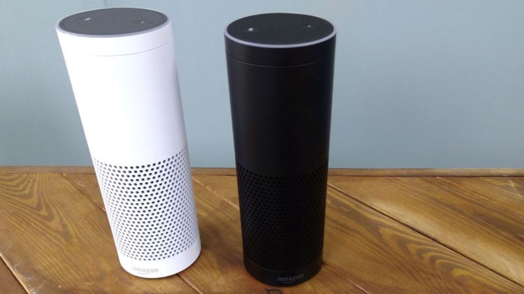 should-i-buy-amazon-echo-or-google-home-Amazon-echo-color-black-and-white