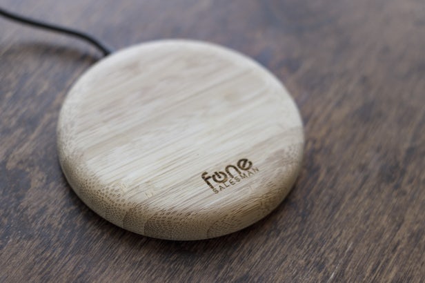bamboo_edition_wireless_charger
