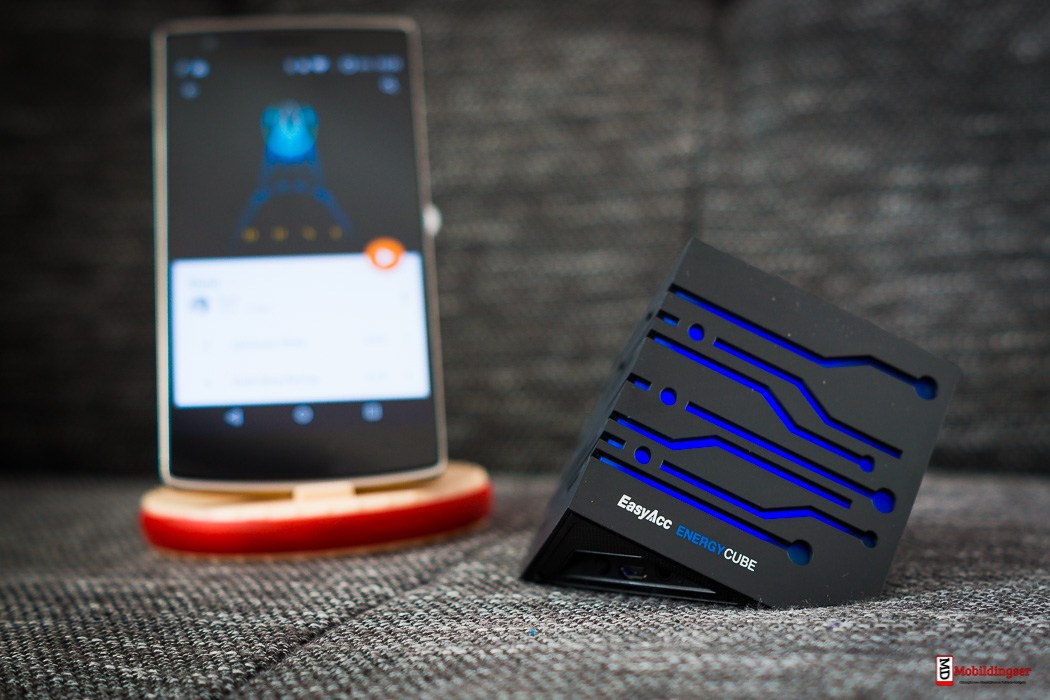 EasyAcc Blue LED light Energy Cube Bluetooth Speaker
