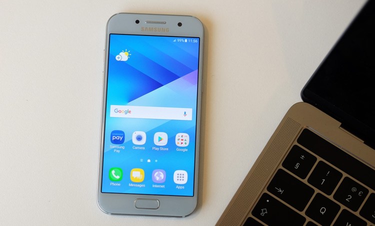 Best Power Bank for Samsung Galaxy A3 2017 cover