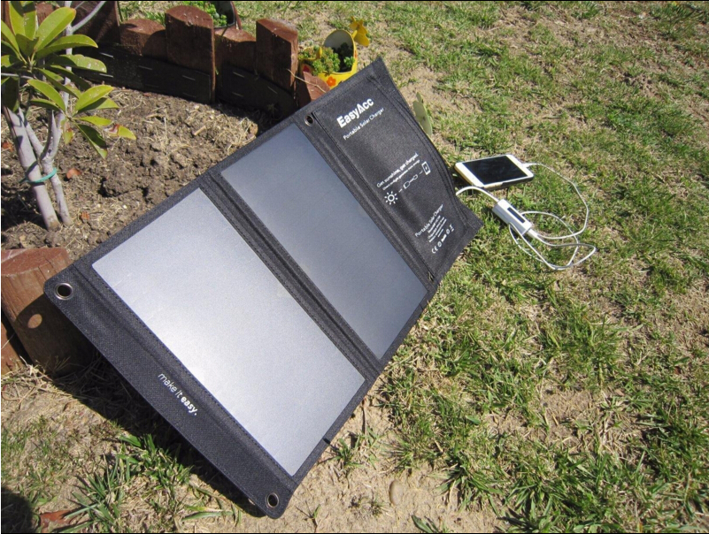 EasyAcc 15w high efficiency portable solar panel