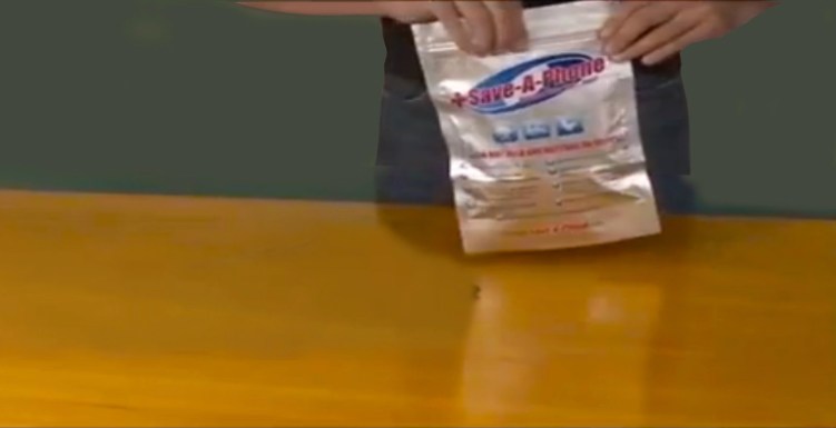 What to do when your phone gets wet 4