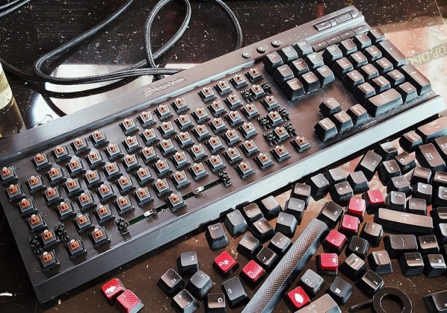 How to Clean Mechanical Keyboard