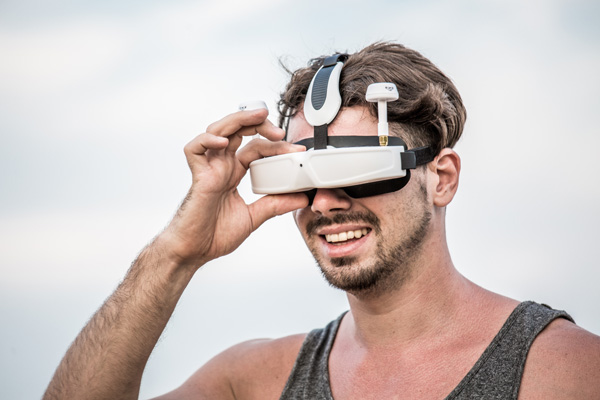 How to Buy a Power Bank for VR (2)