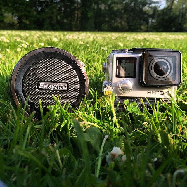 Giveaway: EasyAcc 20000mAh Rugged Power Bank and Bridge Design Multi-functional Bluetooth Speaker