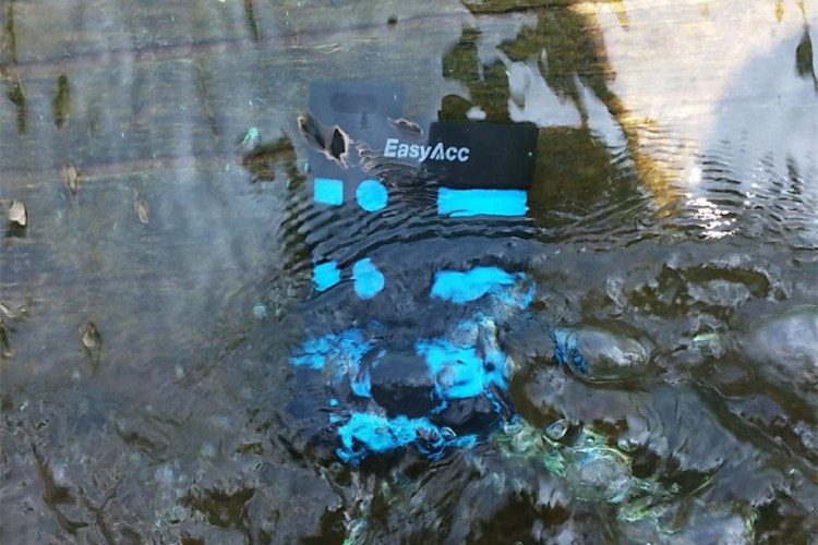 Top 5 Best Water-proof Power Bank 2016: easyacc 9000mah power bank 