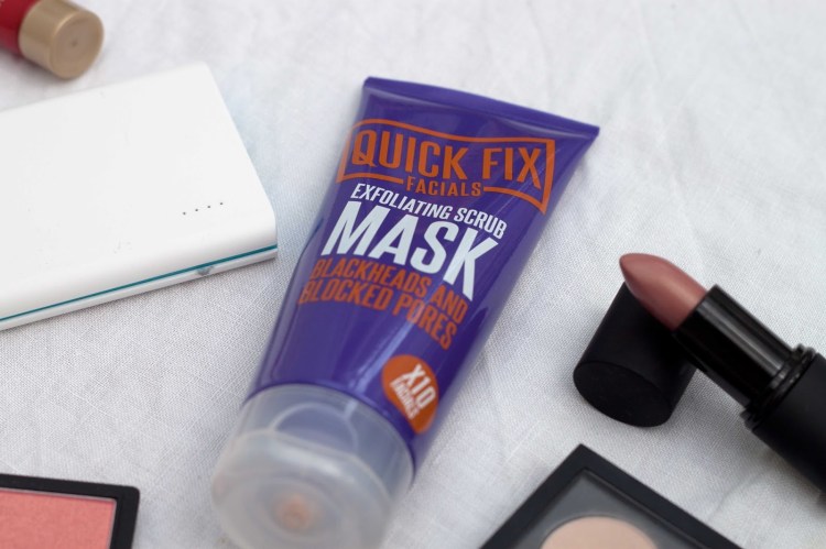 What Is In My Cosmetic Bag