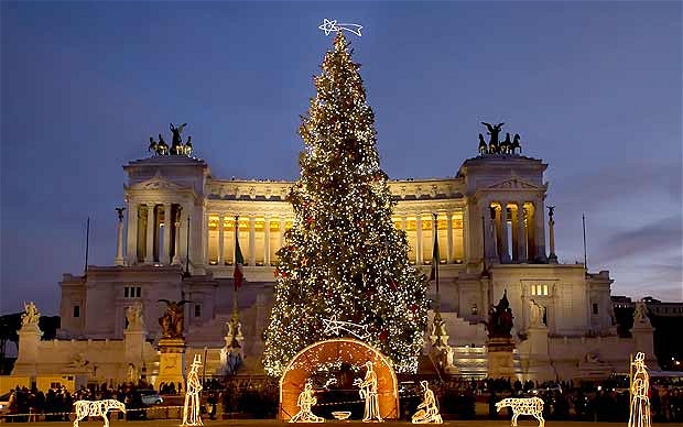 best_places_for_christmas_holiday:Greece