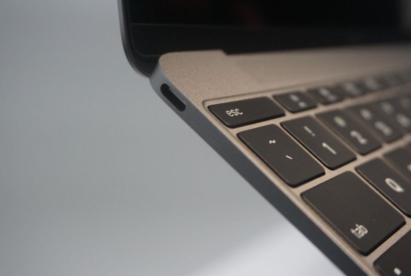 No Single, Another Apple Macbook USB-C Charger