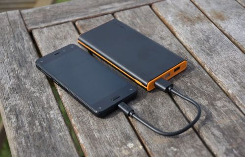 EasyAcc-Ultra-Slim-Power-Bank-10000mAh