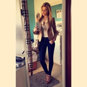 take-a-selfie-in-front-of-a-mirror