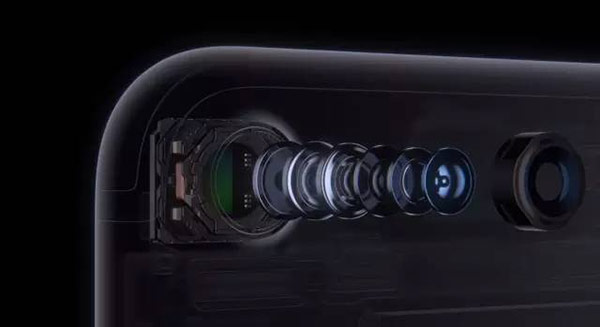 take_pictures_with_iPhone_7_camera