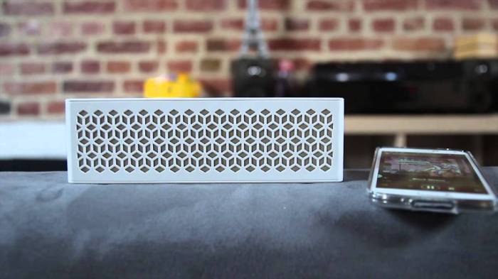 creative_muvo_mini_bluetooth_speaker