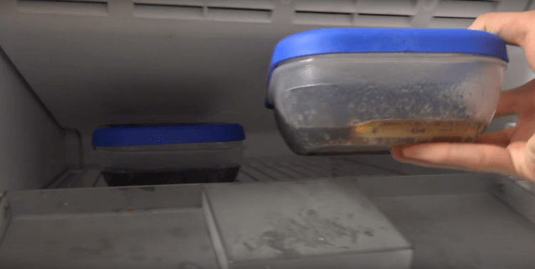 Samsung Galaxy S7 Edge vs. iPhone 6S Plus Coca-Cola Freeze Test