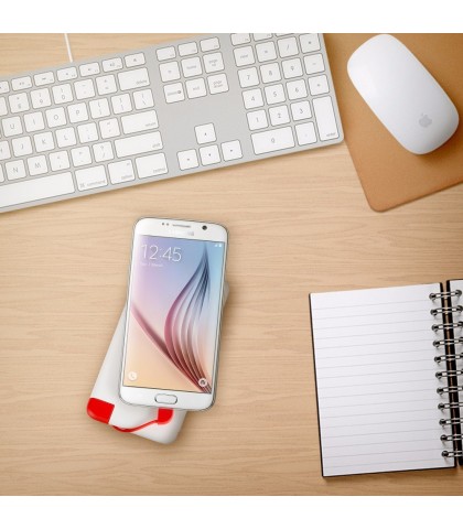 Don't Buy Cheap Power Bank Before You Read This-easyacc-4000mah-ultra-slim-power-bank-with-built-in-cable