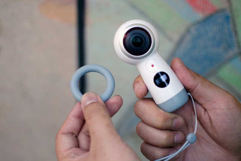 samsung_gear_360_accessories