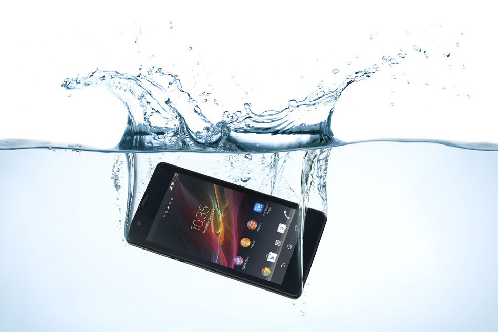 Difference between Water-proof and Water-resistant