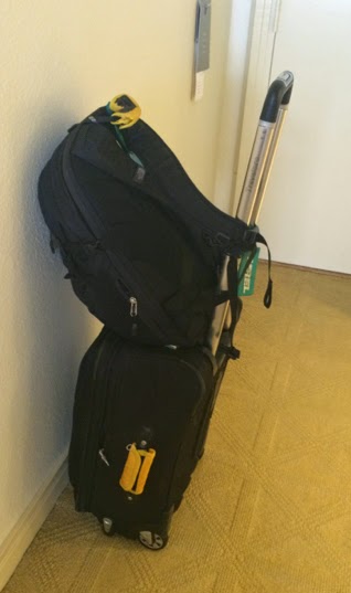 Computer Bag Packaging for Travel: Luggagesetup 1