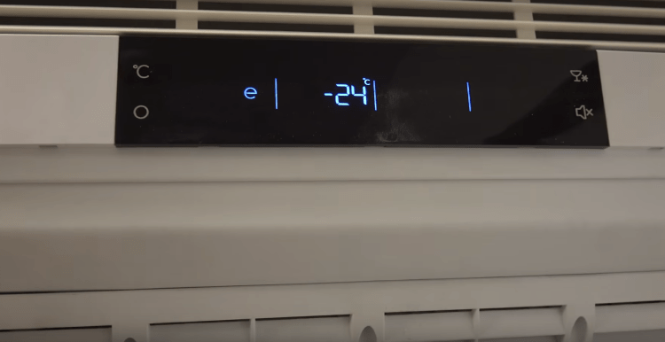 Samsung Galaxy S7 Edge vs. iPhone 6S Plus Coca-Cola Freeze Test