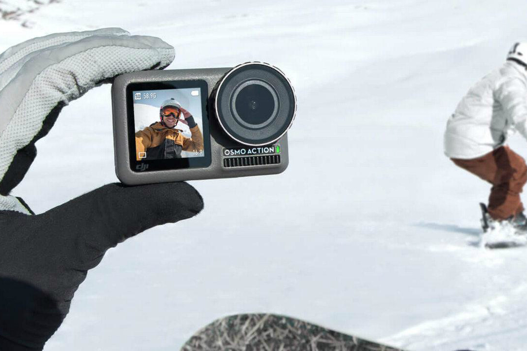 is-the-front-screen-of-osmo-action-a-touch-screen-cover