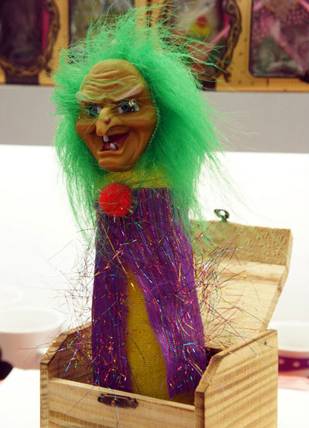 Gifts_for_Halloween_2016:Tricky_toys