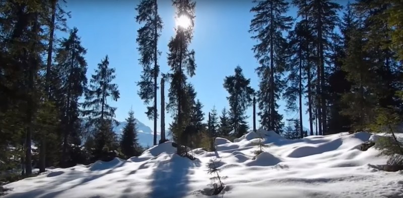 Outdoor-Power-Bank-Swiss-Mountain-6