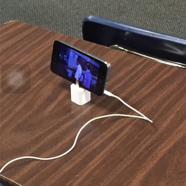 How to Use iPhone Charger Unconventionally 6