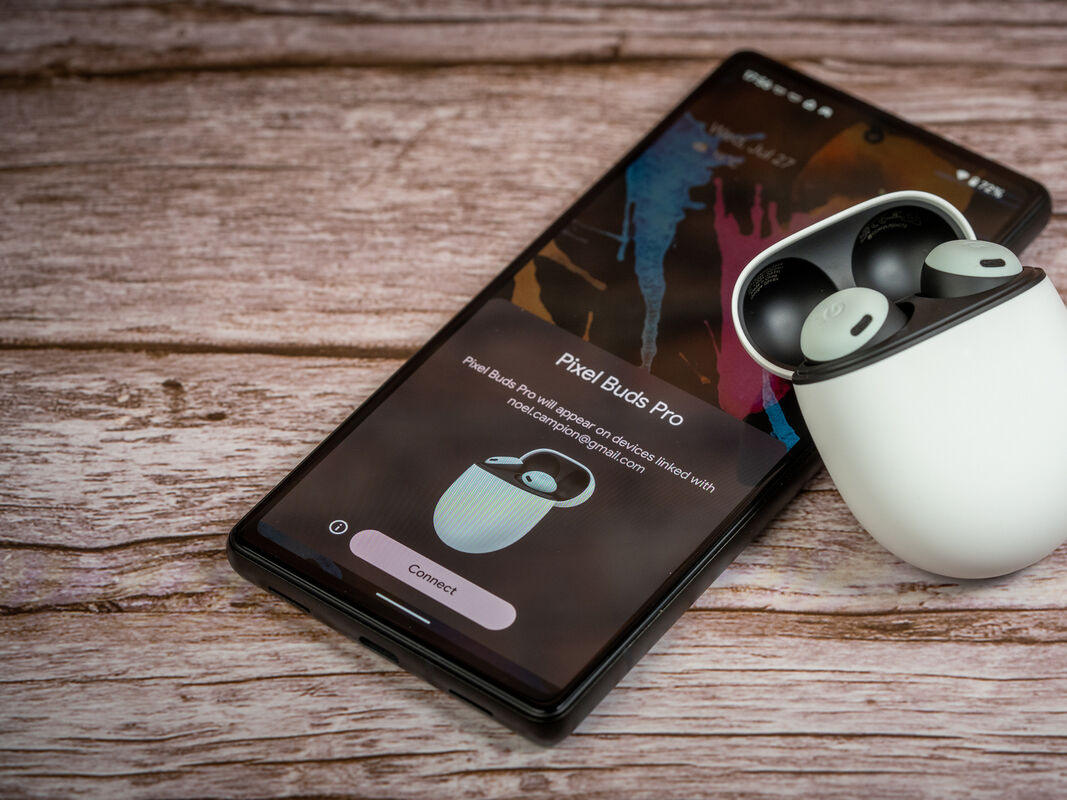 Does Pixel 7/7 Pro have 3.5mm headphone jack?